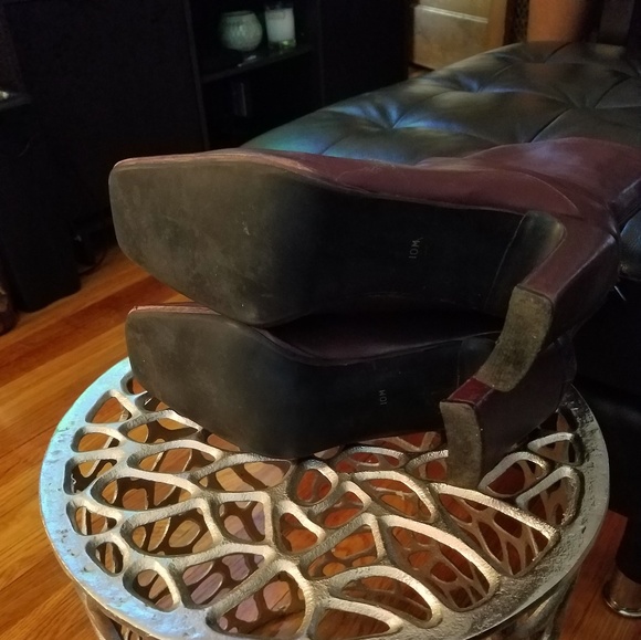 Boots - Picture 3 of 4